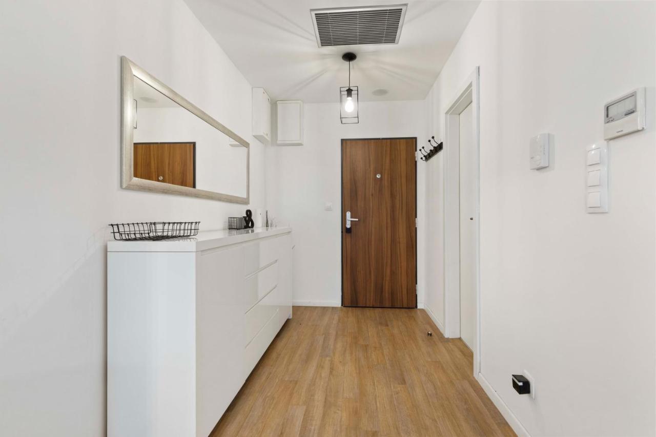 Lam Moon - Ac - Terrace Apartment Bratislava Luaran gambar